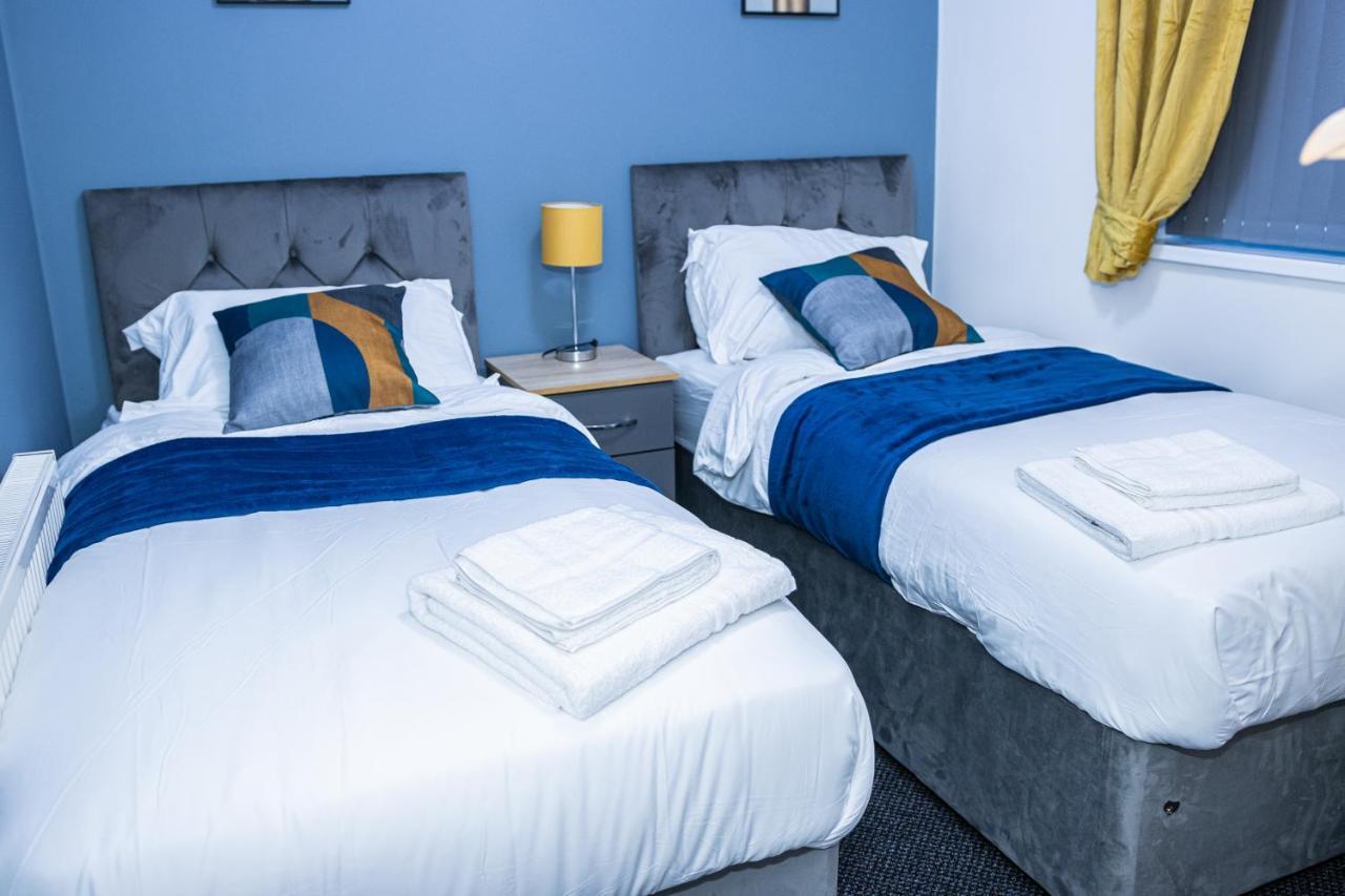 Lush Lodge -Home Away In Telford, For Contractors, Families, Group Of Friends, Long Term Stays Exteriér fotografie